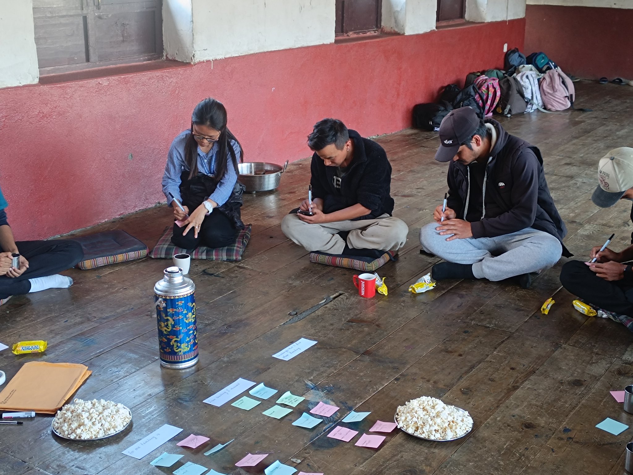 teacher workshop ghami solar school 6
