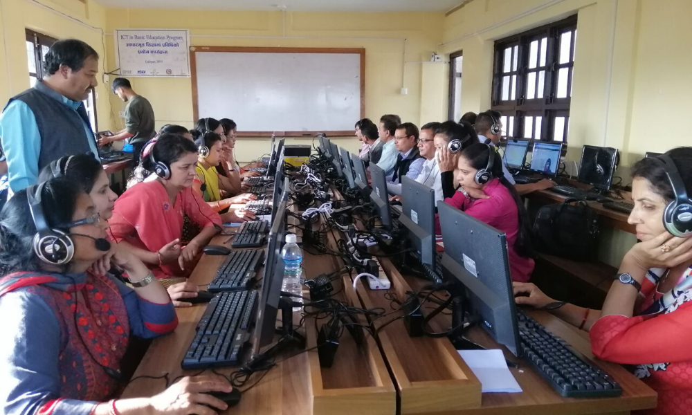 teachers-being-trained